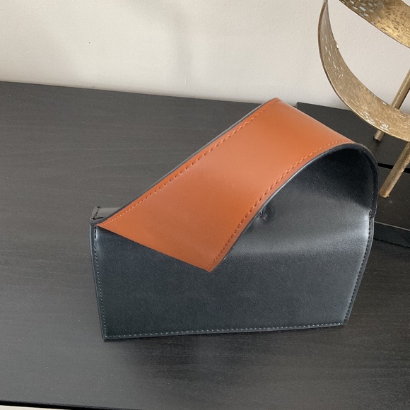 Bird in Bag Small Crossbody - Picture 3 of 7